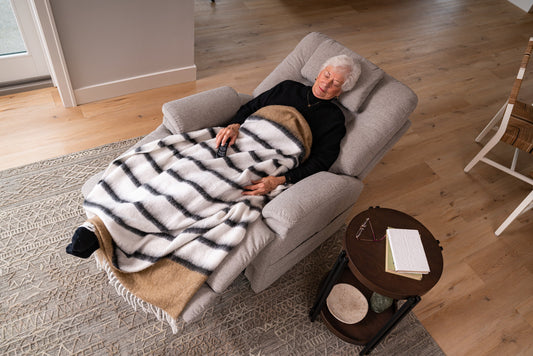Why Do I Sleep Better in My Recliner Than My Bed? | Zecliner