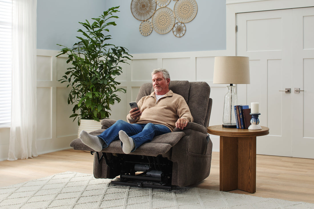 Best Recliner for Seniors: How to Optimize for Comfort, Mobility & Aging in Place